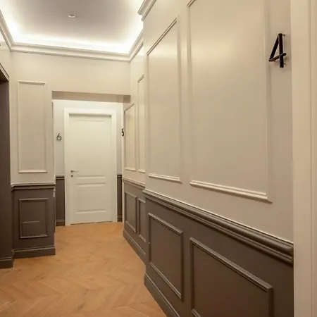 Porta Castello بيت ضيافة 4*